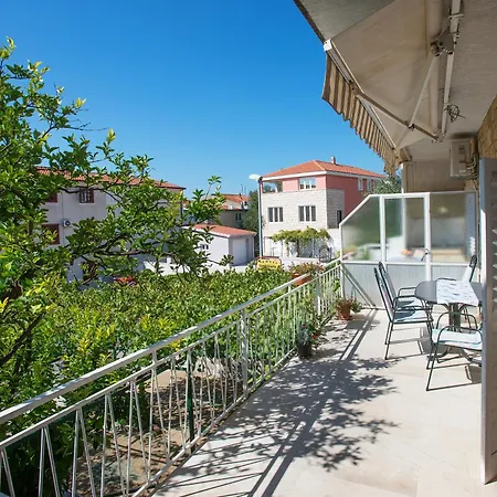 Apartment Vesna Makarska