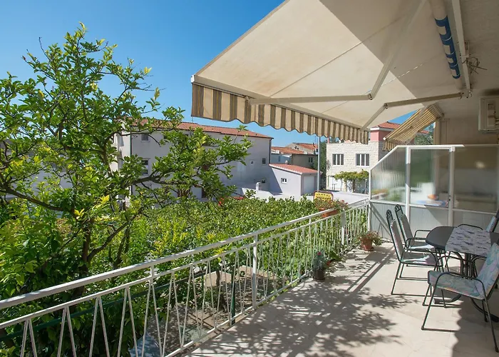 Vesna * Makarska