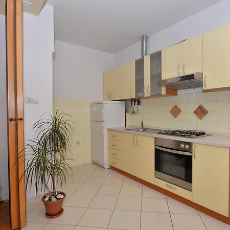 Vesna Apartamento